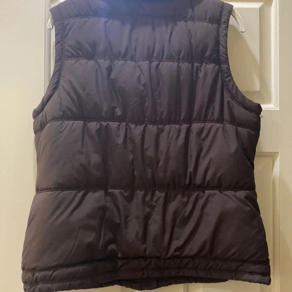 Vest - Picture 3 of 5